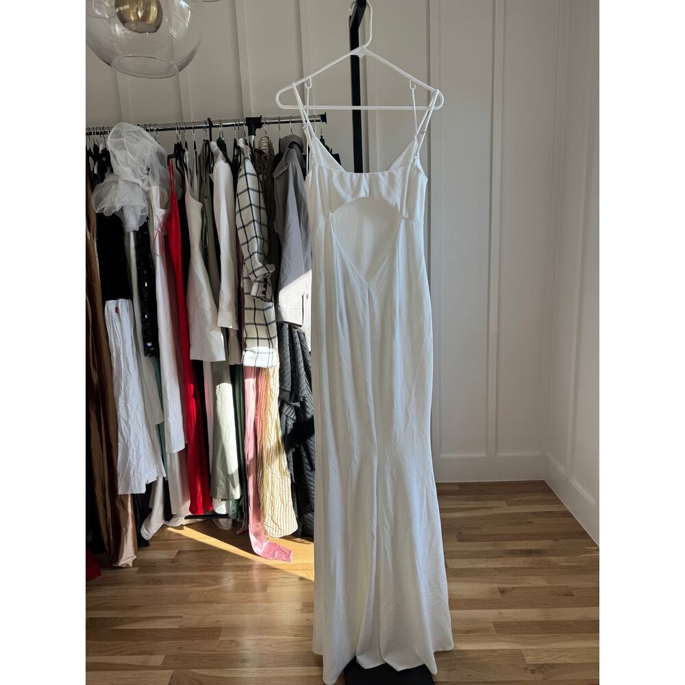 Katie May Bambi Gown in Ivory - Picture 6 of 9